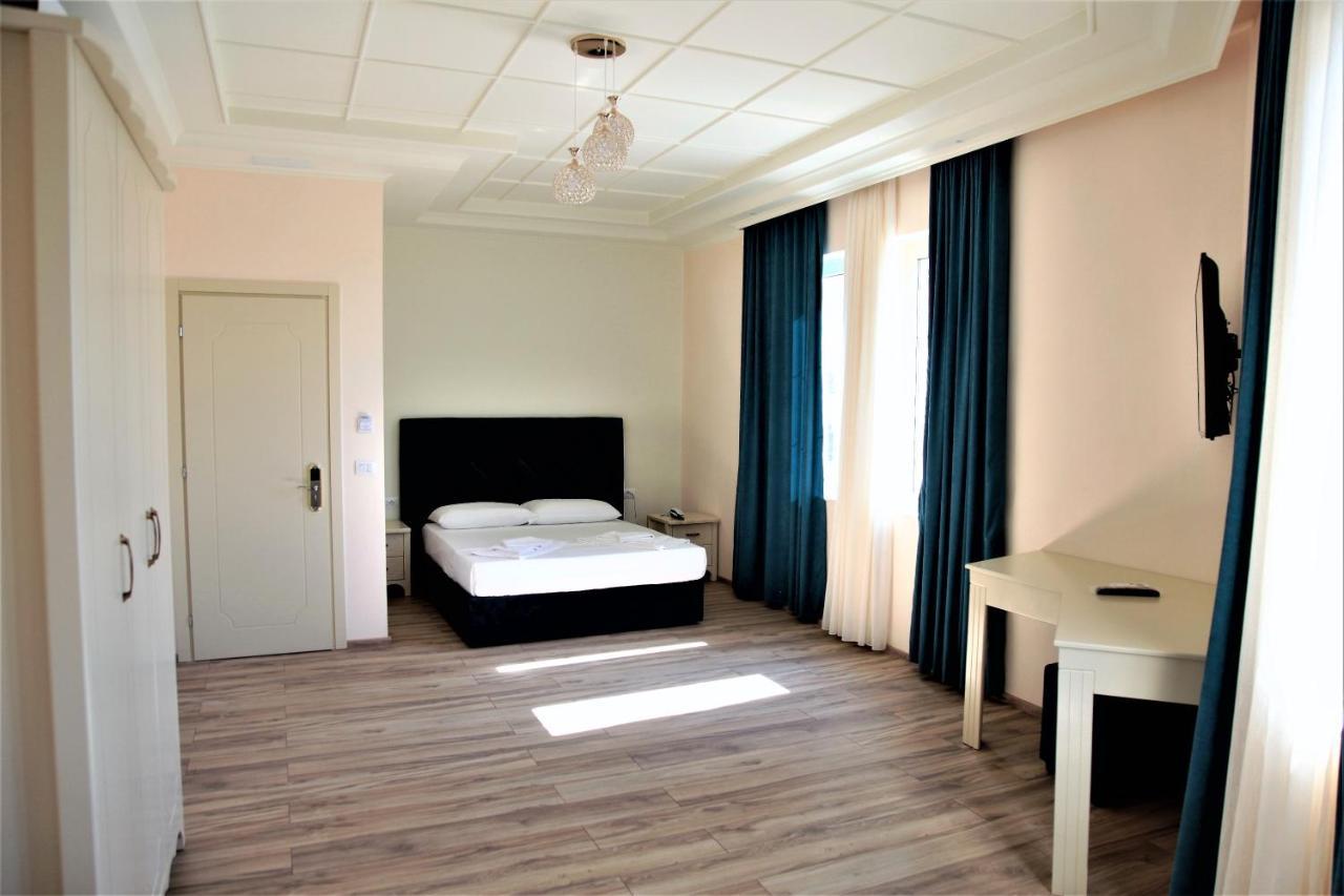 Hotel Veliera Δυρράχιο Εξωτερικό φωτογραφία
